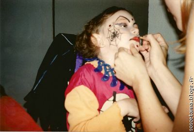 Halloween 2002 ; ... est minutieuse et artiste dans l'âme